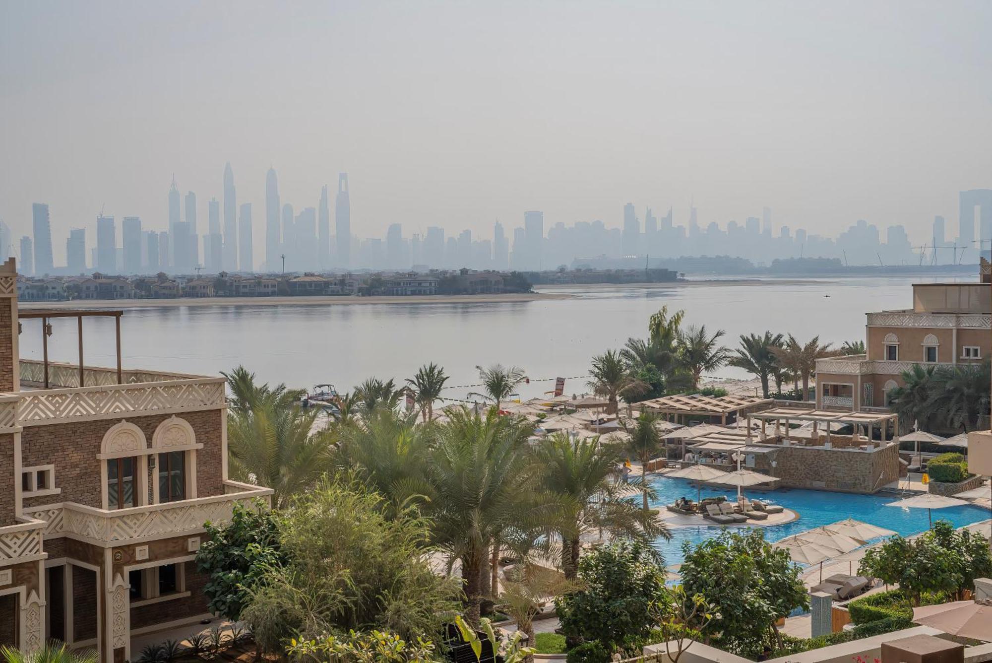 Wyndham Residences The Palm Dubai Exteriör bild